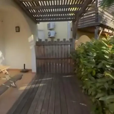 Holiday home Kalliste *